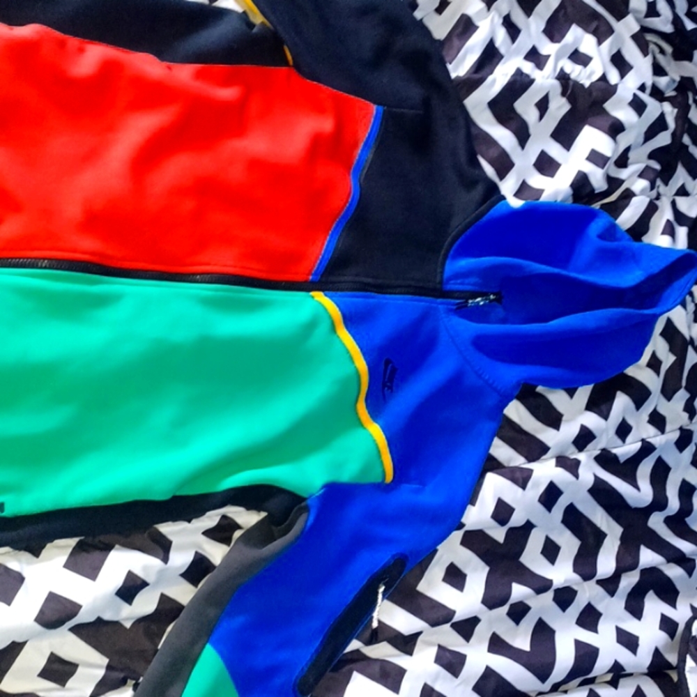 Nike Tech Fleece Multicolor. Size L